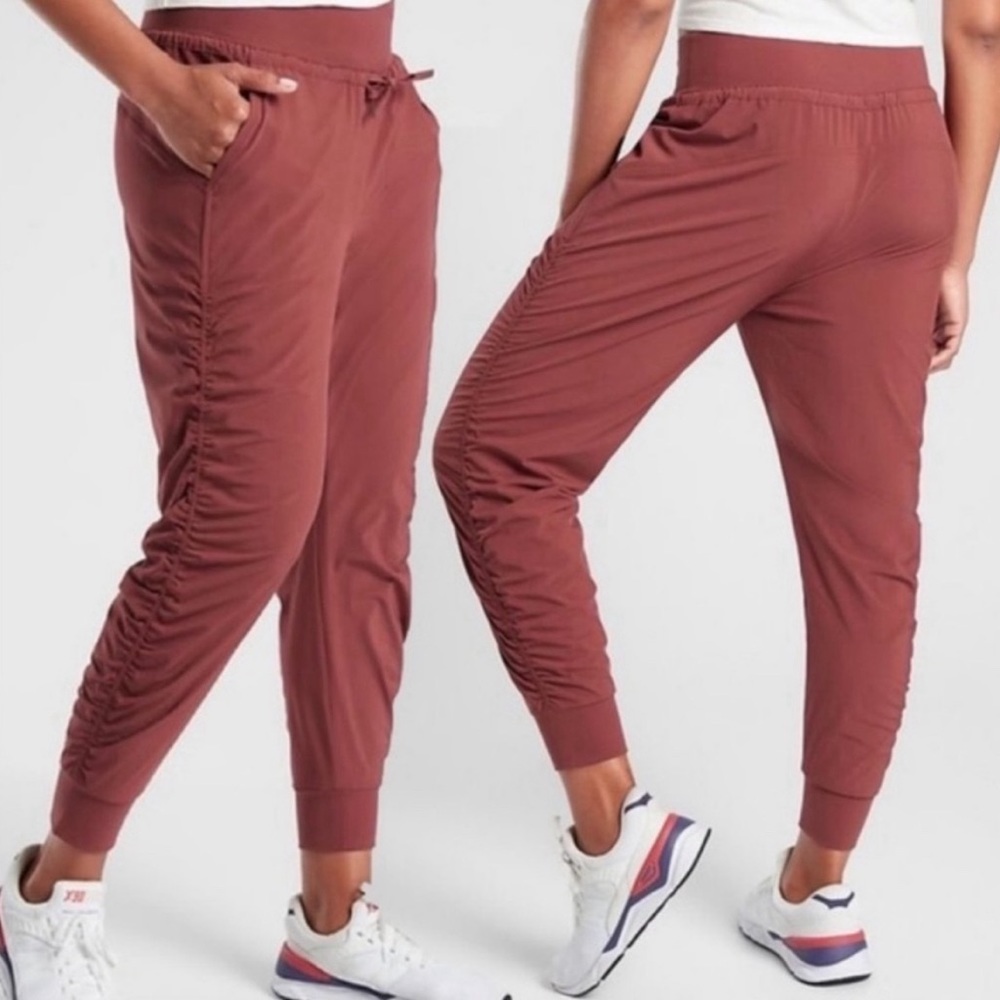 Athleta Attitude Lined Pants - sz 4